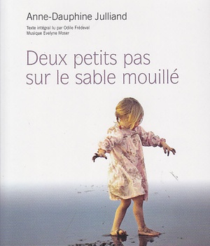 DEUX PETITS PAS SUR LE SABLE MOUILLE VERSION MP3 - AUDIOLIVRE