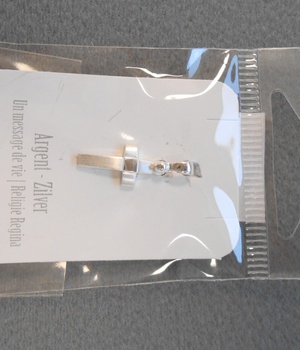 CROIX ARGENT MAT MILIEU BRILLANT 8X15 MM NDSP