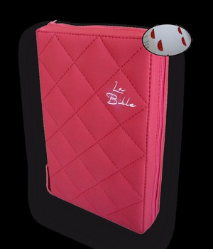 BIBLE SEGOND 21 - SOUPLE ROUGE MATELASSE, TRANCHES OR, ONGLETS DECOUPES, FERMETURE ECLAIR