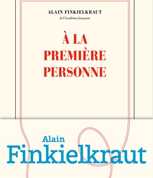 A LA PREMIERE PERSONNE