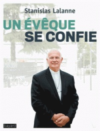 UN EVEQUE SE CONFIE