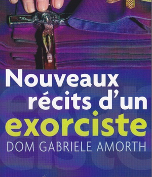 NOUVEAUX RECITS D'UN EXORCISTE