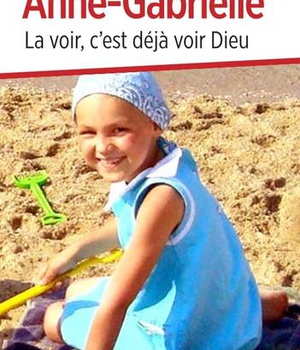 ANNE-GABRIELLE - LA VOIR, C'EST DEJA VOIR DIEU