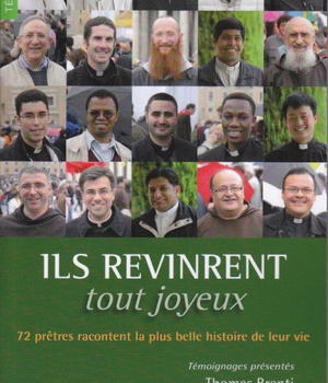 ILS REVINRENT TOUT JOYEUX