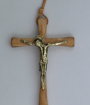 CROIX OLIVIER FANTAISIE AVEC CHRIST BRONZE