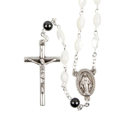 CHAPELET NACRE VERITABLE AVEC PATER HEMATITE LONGUEUR 52 CM