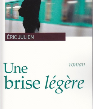 UNE BRISE LEGERE