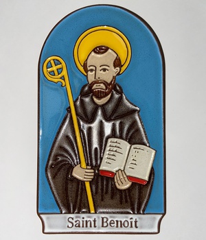 REPRESENTATION DE ST BENOIT EN CERAMIQUE
