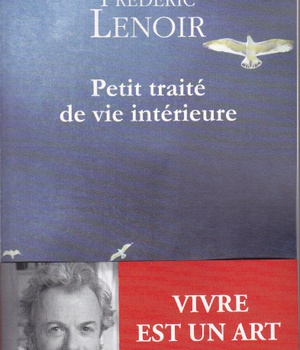 PETIT TRAITE DE VIE INTERIEURE
