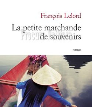 LA PETITE MARCHANDE DE SOUVENIRS