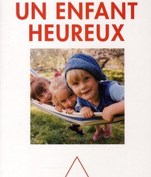 UN ENFANT HEUREUX