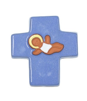 CROIX ENFANT ET AGNEAU CERAMIQUE BLEU 9 X 11.5 CM